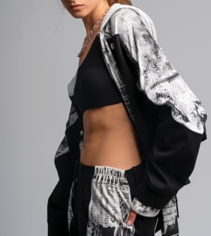 NEWSPAPER PRINT OVERSIZED JACKET