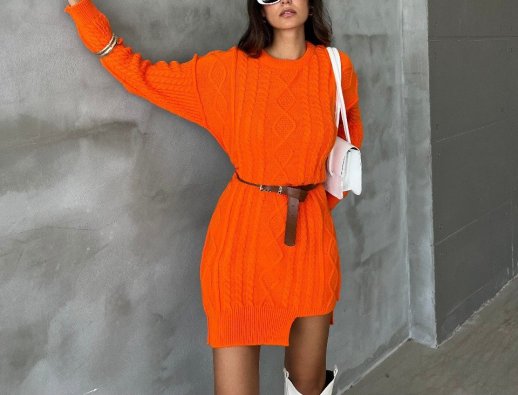 CABLE KNIT DRESS WITH HEM CUTOUT