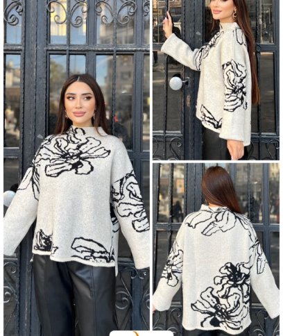 FLORAL DETAIL SWEATER